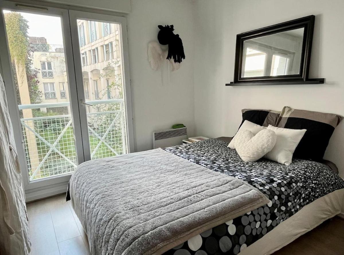 Appartement Large In Old Lille, Balcony, Secure Parking *