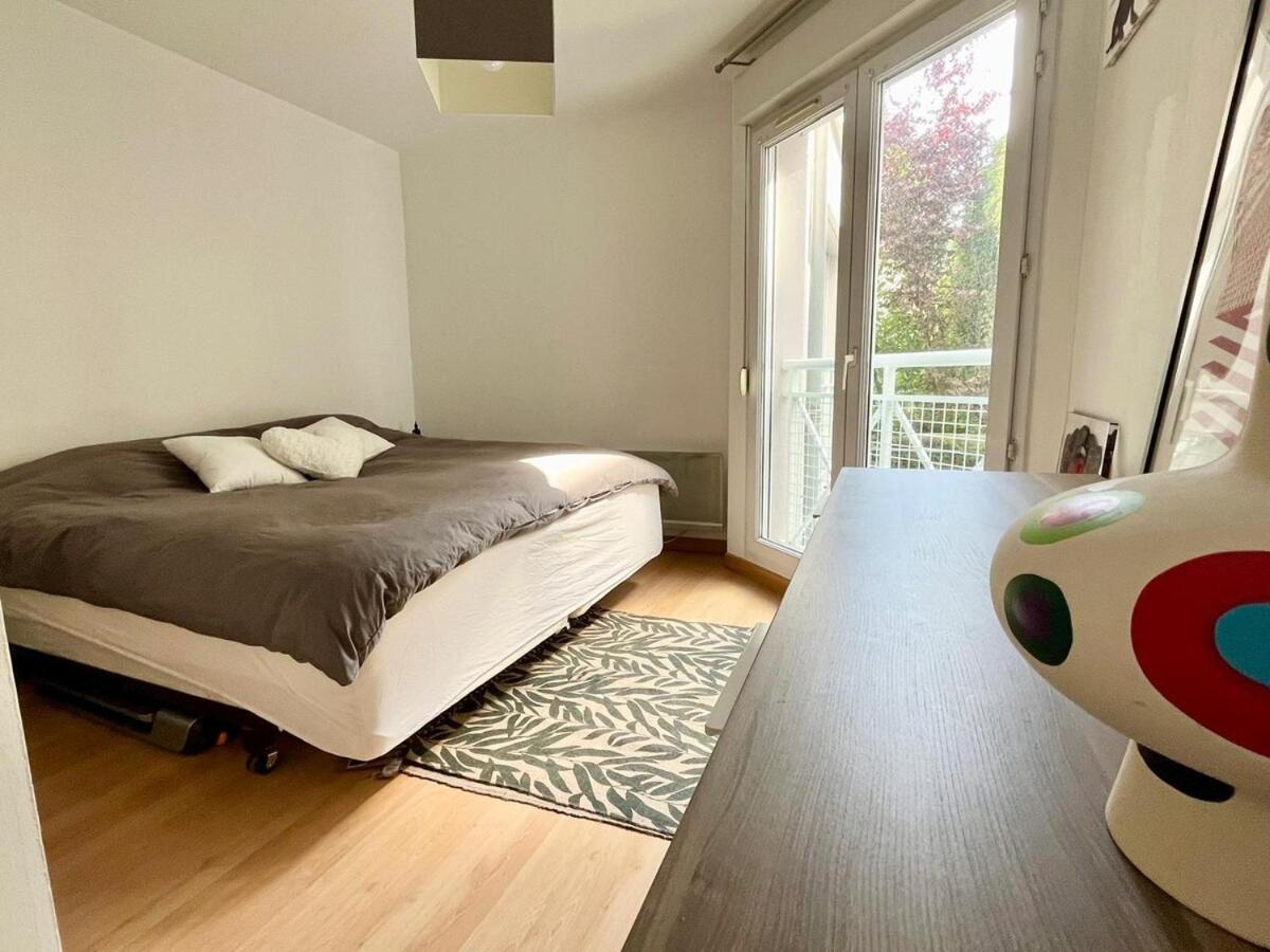 Large In Old Lille, Balcony, Secure Parking *